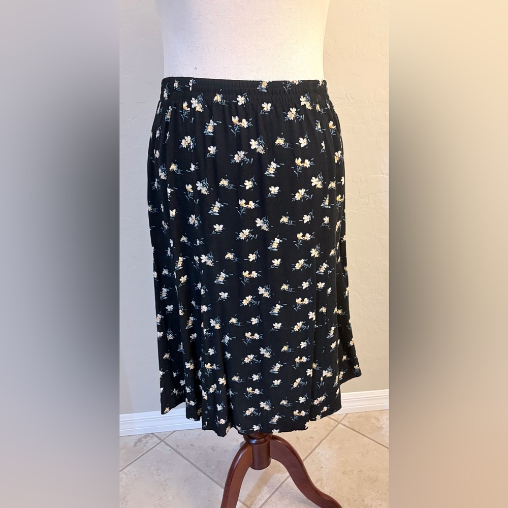 Apt. 9 Black Floral Maxi Skirt